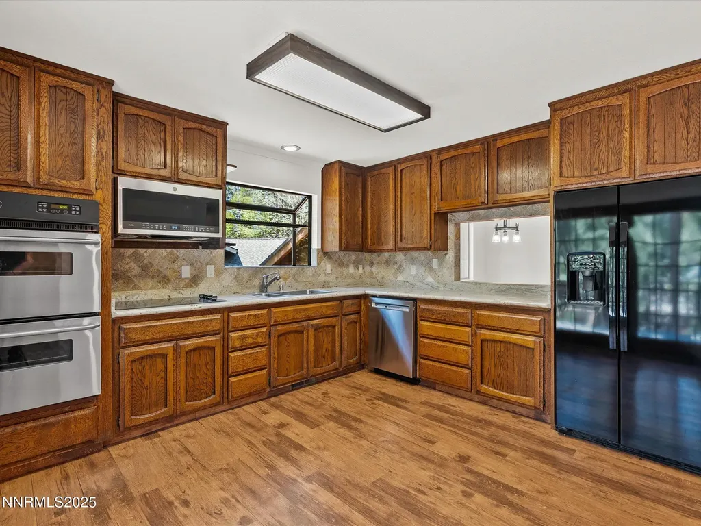5 Ute Zephyr Cove NV 89448