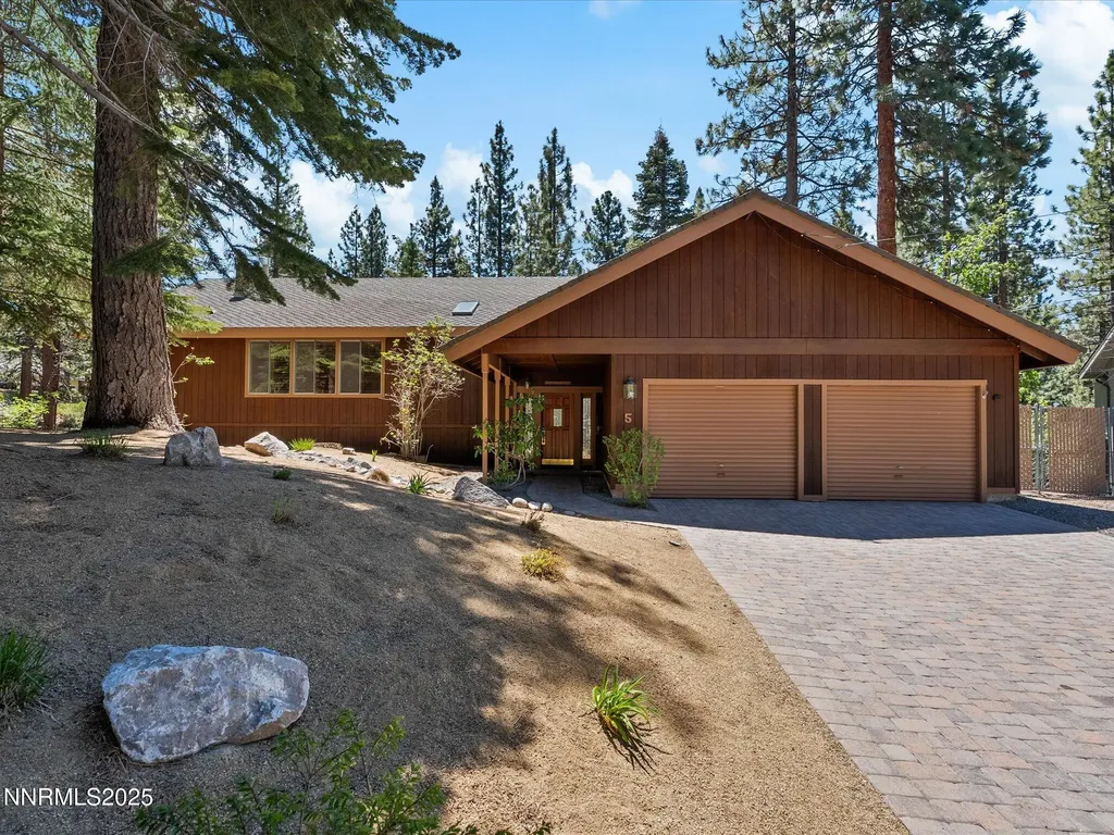 5 Ute Zephyr Cove NV 89448