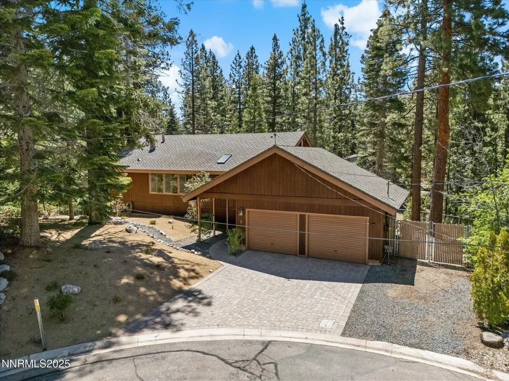 5 Ute Zephyr Cove NV 89448