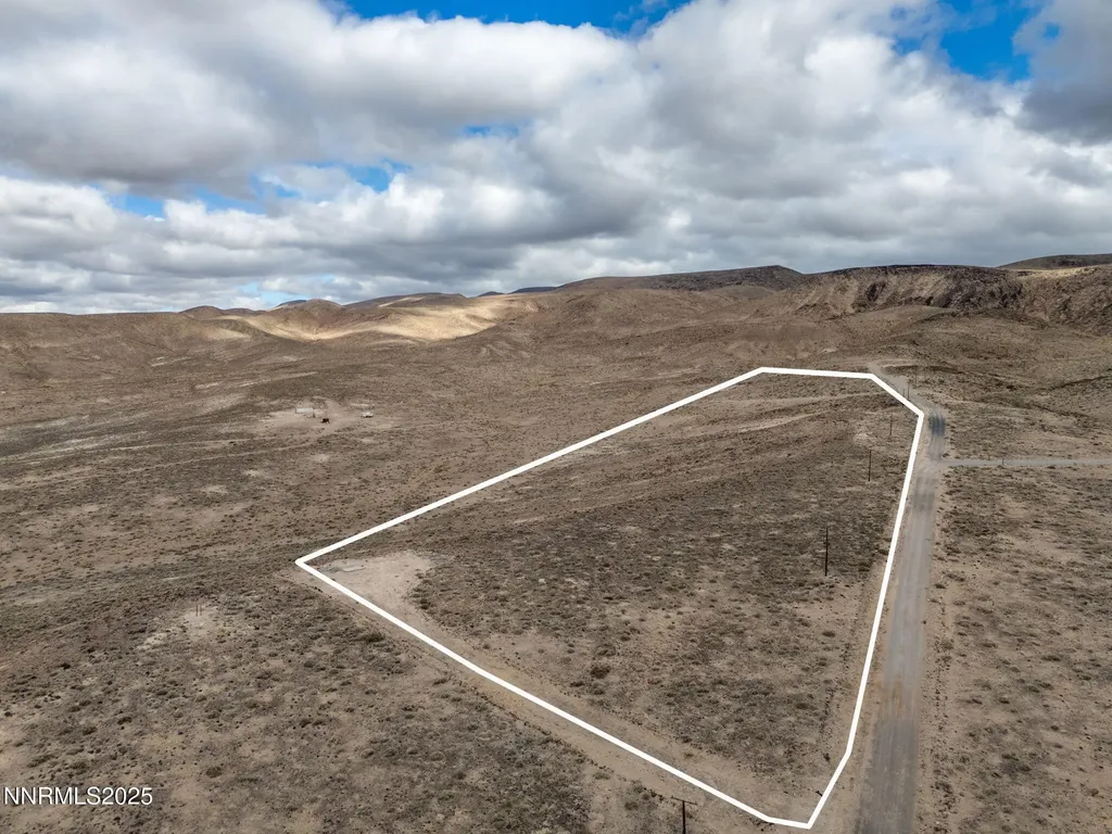 1125 Ruby Silver Springs NV 89429