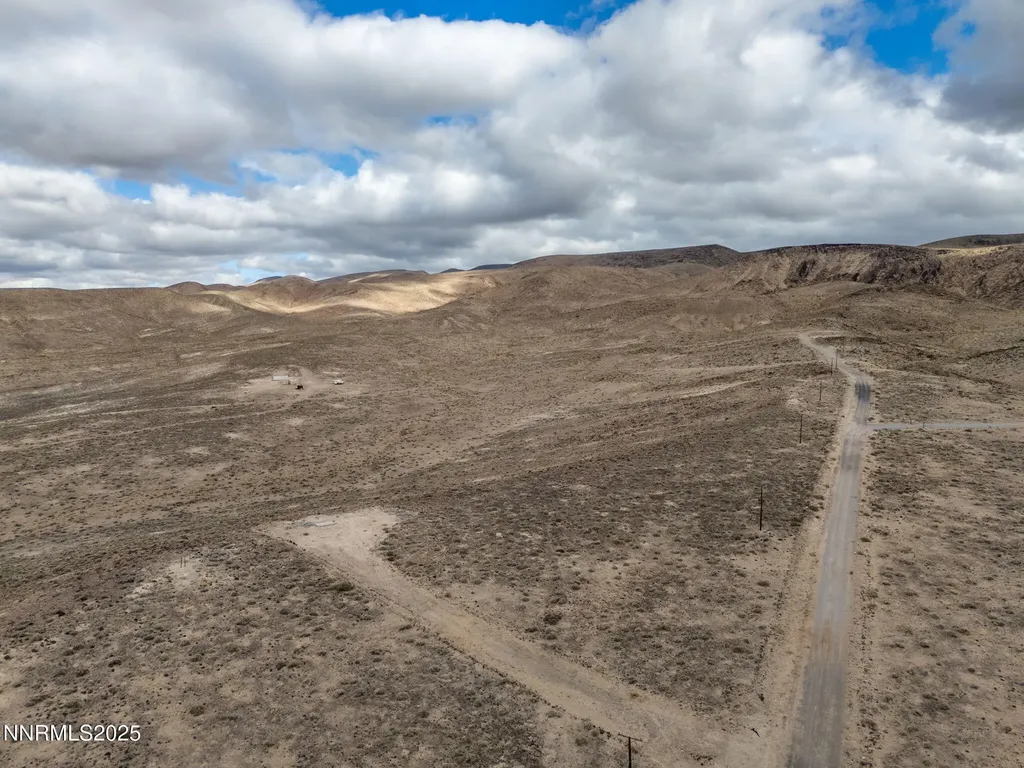 1125 Ruby Silver Springs NV 89429
