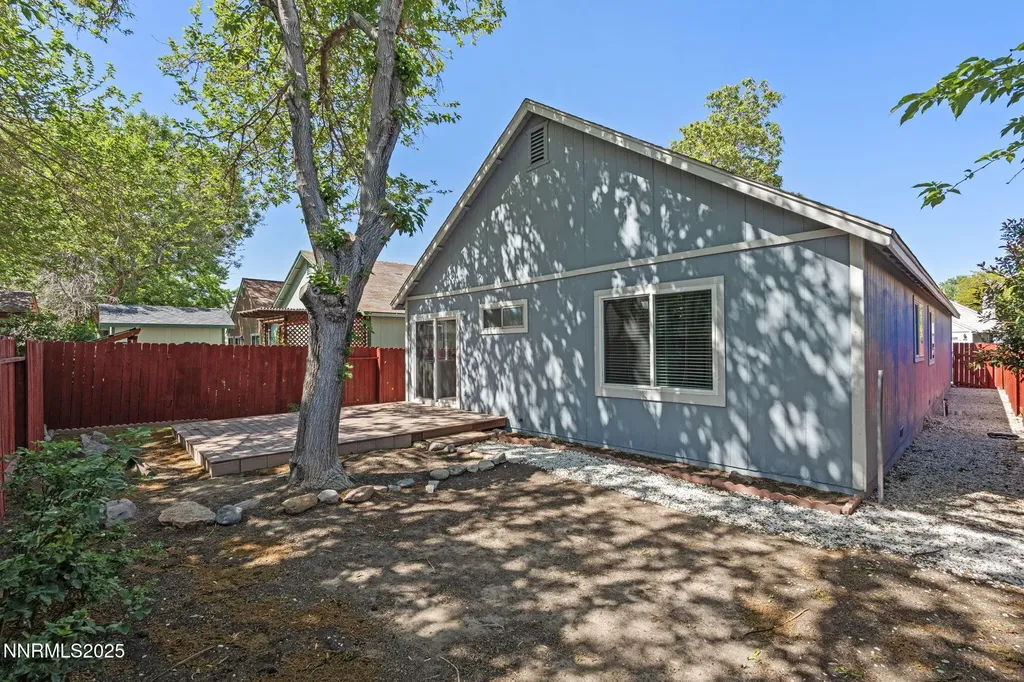 1821 Fargo Sparks NV 89434