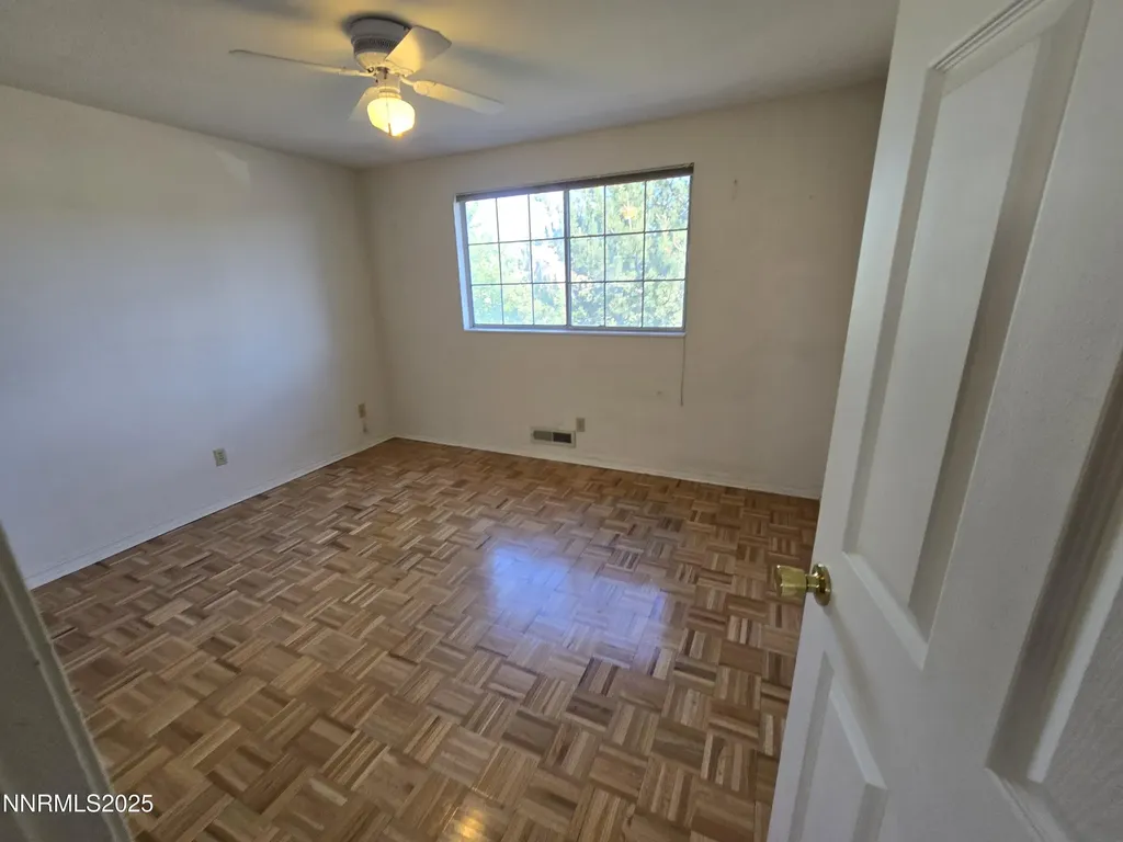 986 Quail Hollow Reno NV 89511