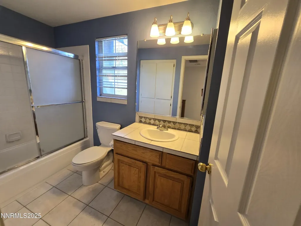986 Quail Hollow Reno NV 89511