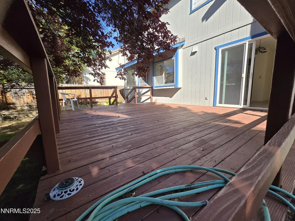 986 Quail Hollow Reno NV 89511
