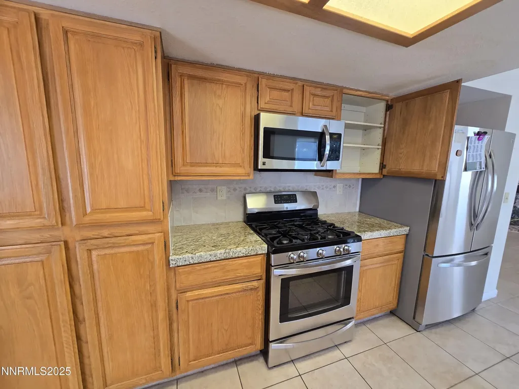 986 Quail Hollow Reno NV 89511