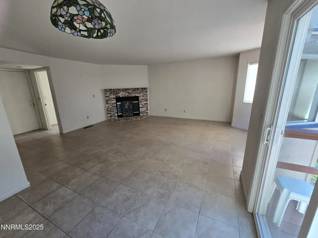 986 Quail Hollow Reno NV 89511