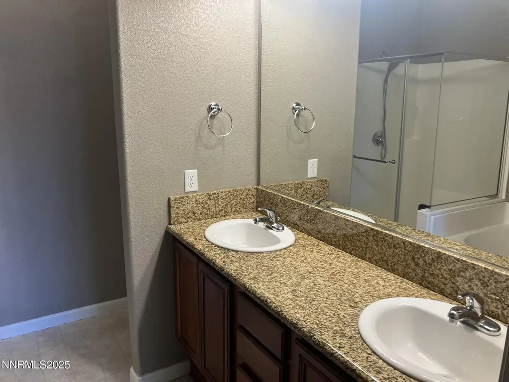 5619 Crescent Hill Sparks NV 89436