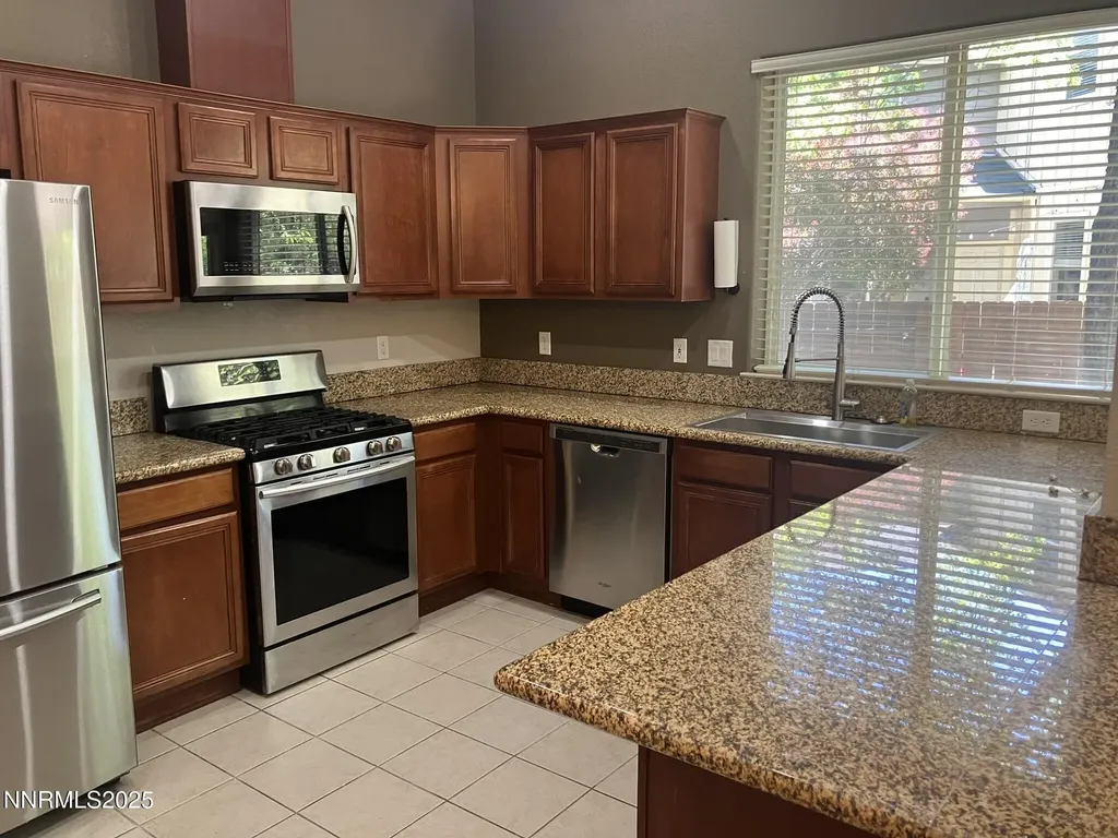 5619 Crescent Hill Sparks NV 89436