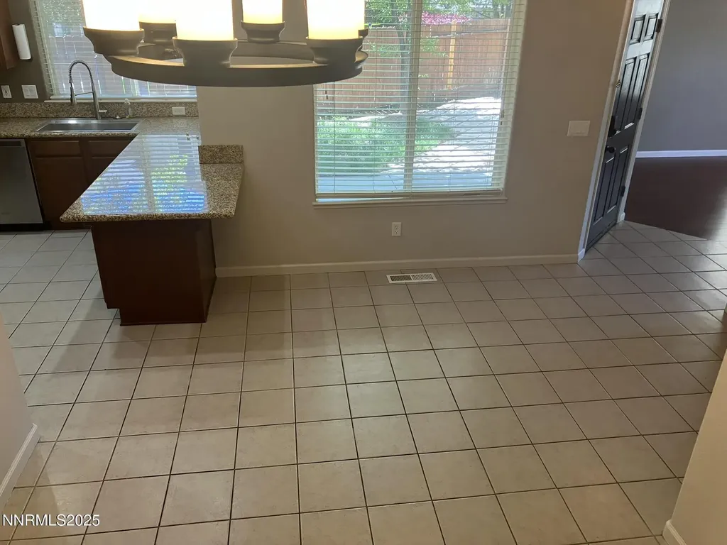 5619 Crescent Hill Sparks NV 89436