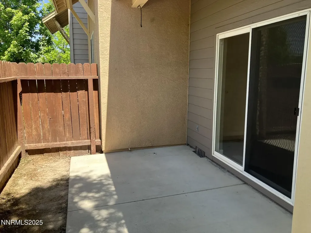 5619 Crescent Hill Sparks NV 89436