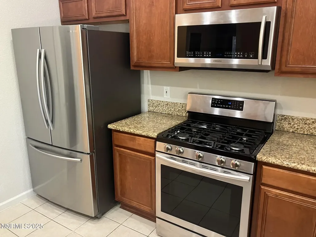 5619 Crescent Hill Sparks NV 89436