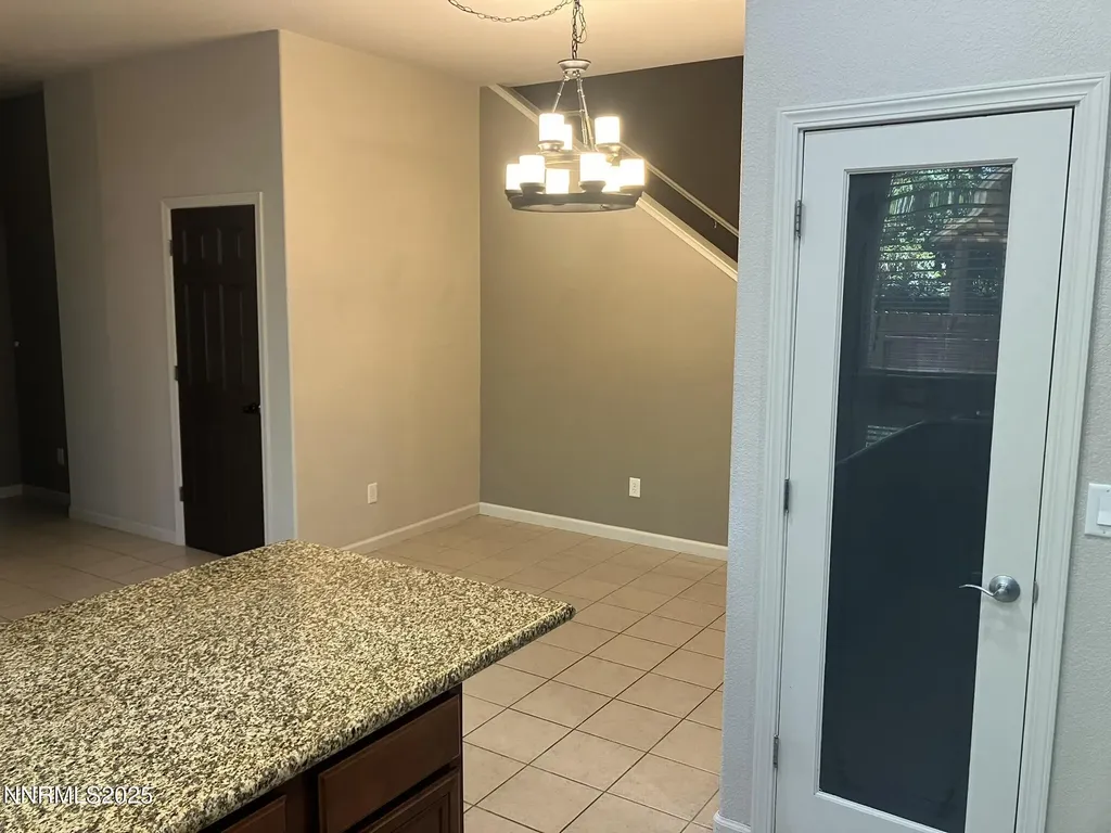 5619 Crescent Hill Sparks NV 89436