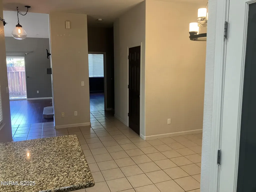 5619 Crescent Hill Sparks NV 89436