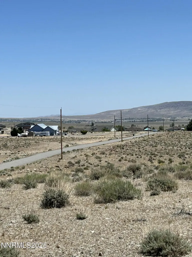 13595 Seneca Stagecoach NV 89429