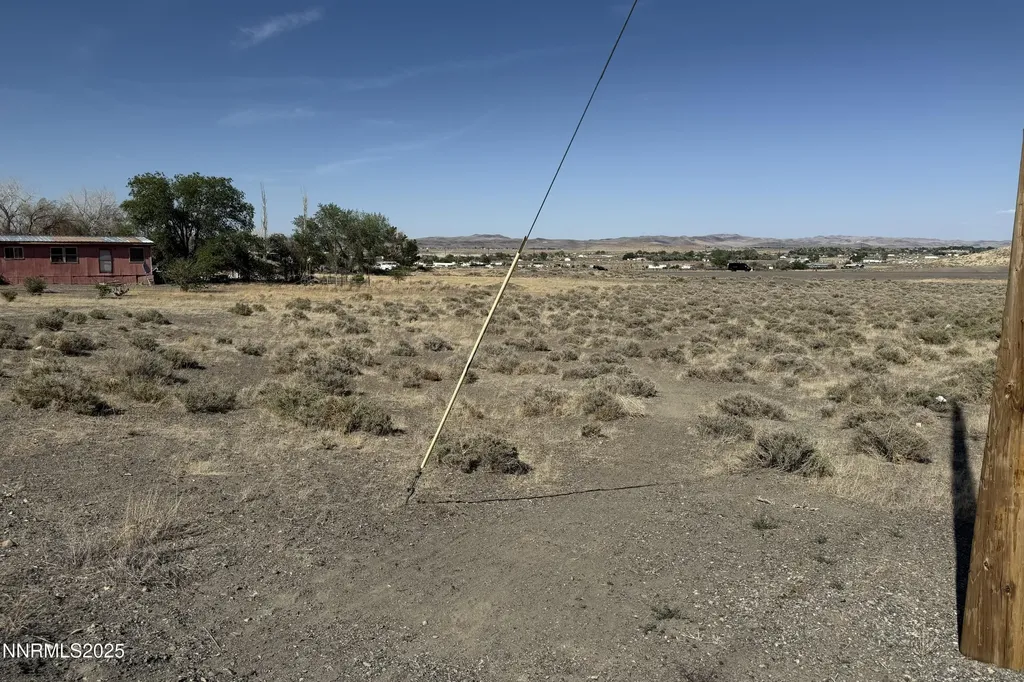 7250 Citrus Silver Springs NV 89429