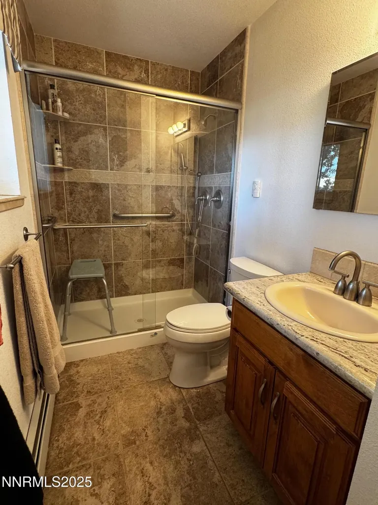 34 Poplar Yerington NV 89447