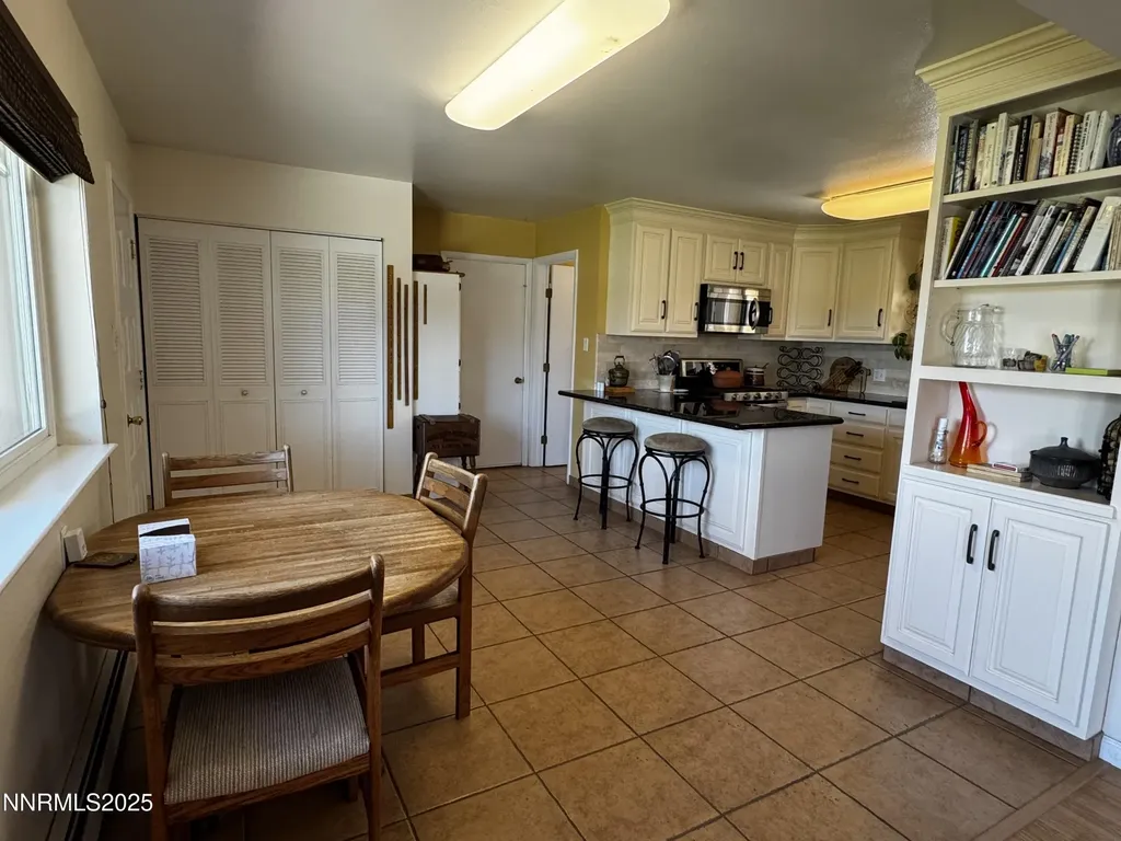 34 Poplar Yerington NV 89447