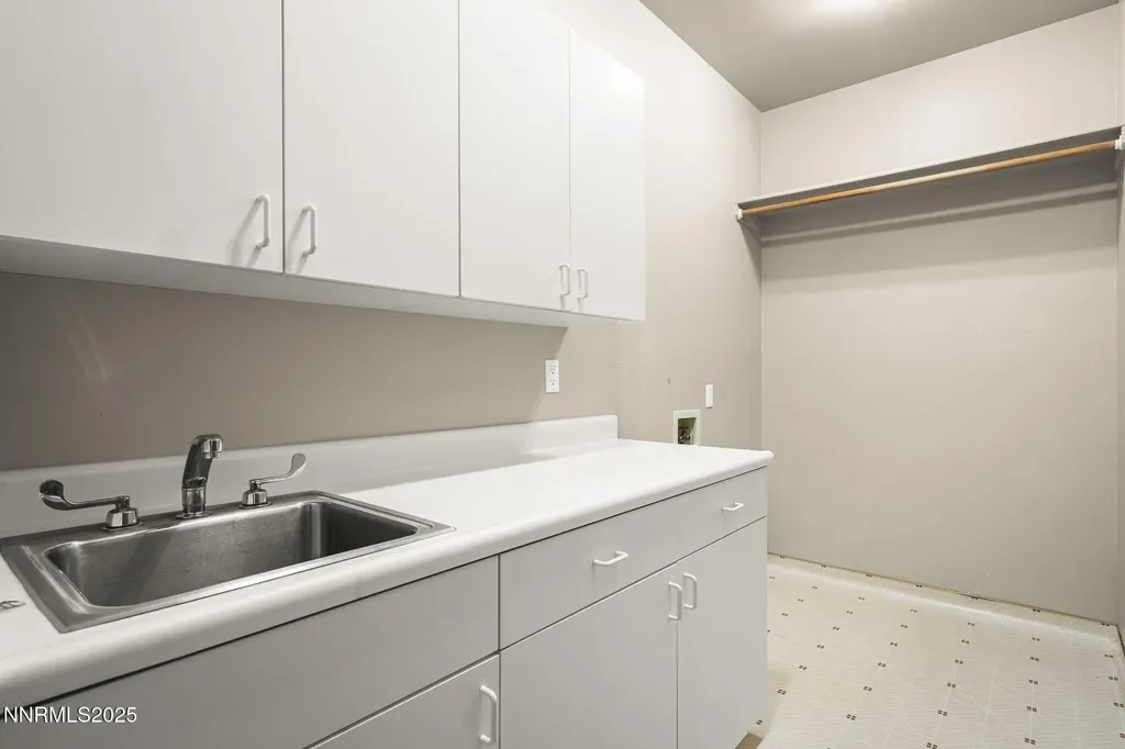 3300 Piazzo Reno NV 89502