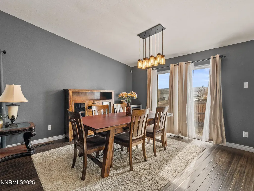 2187 Snow Drift Fernley NV 89408