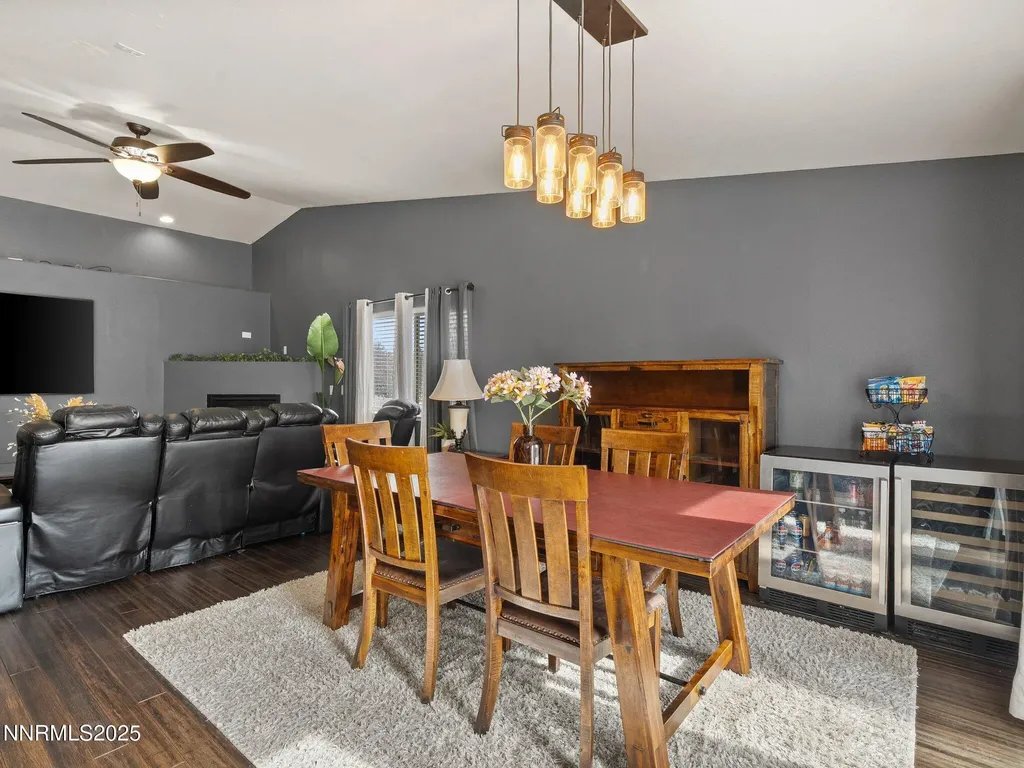 2187 Snow Drift Fernley NV 89408
