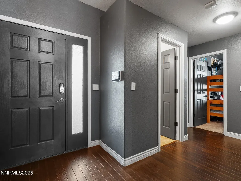 2187 Snow Drift Fernley NV 89408