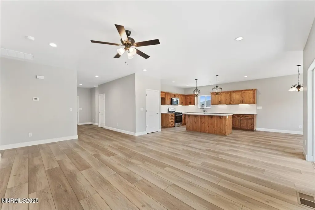 815 Great Basin Fallon NV 89406