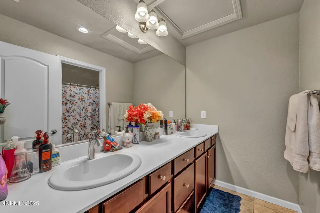 279 Granite Dayton NV 89403