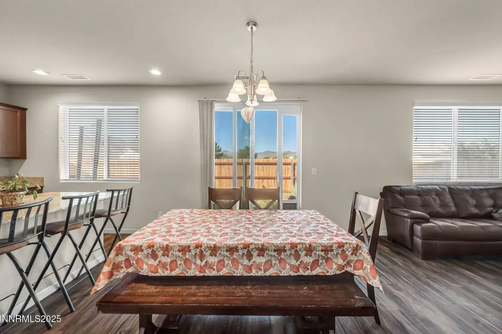 279 Granite Dayton NV 89403