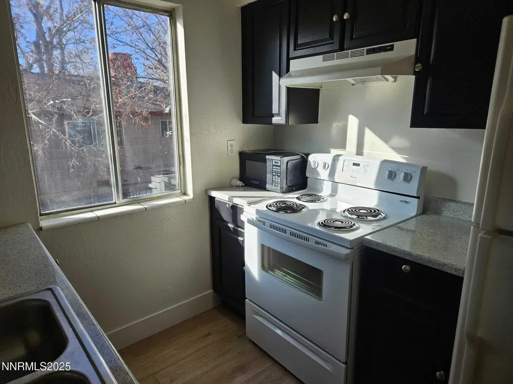 1385 6th Reno NV 89503