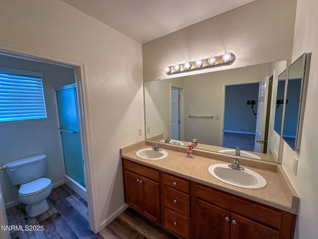 2185 Eagle Greens Reno NV 89521