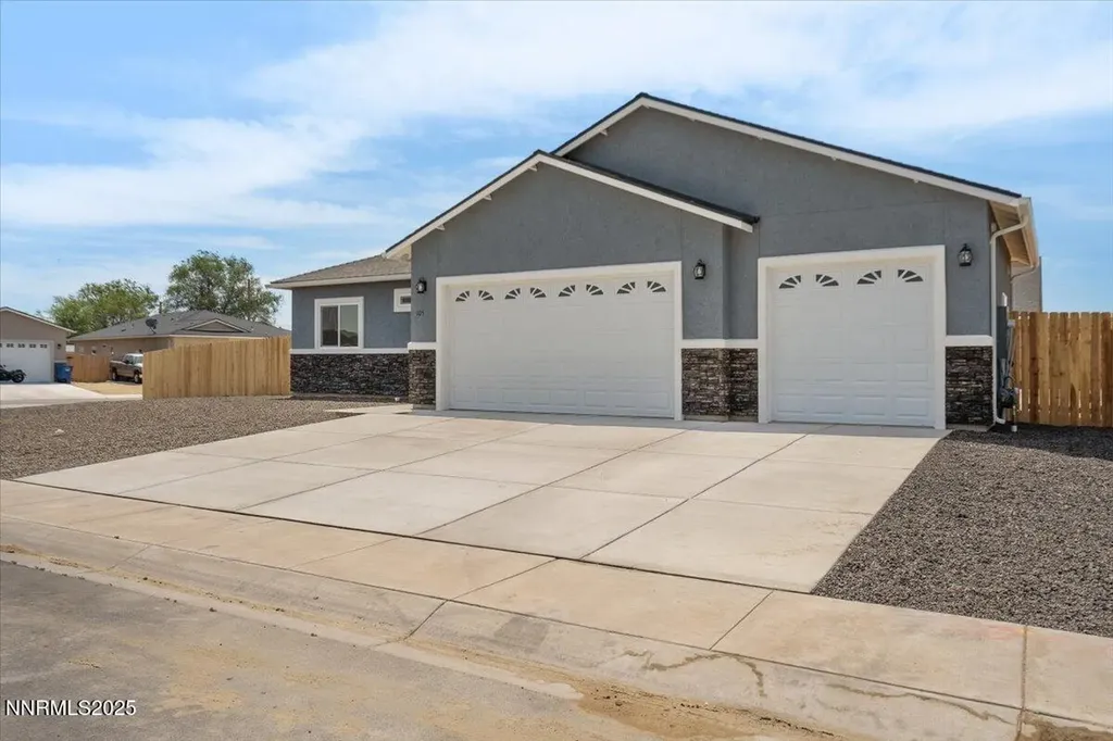 882 Great Basin Fallon NV 89406