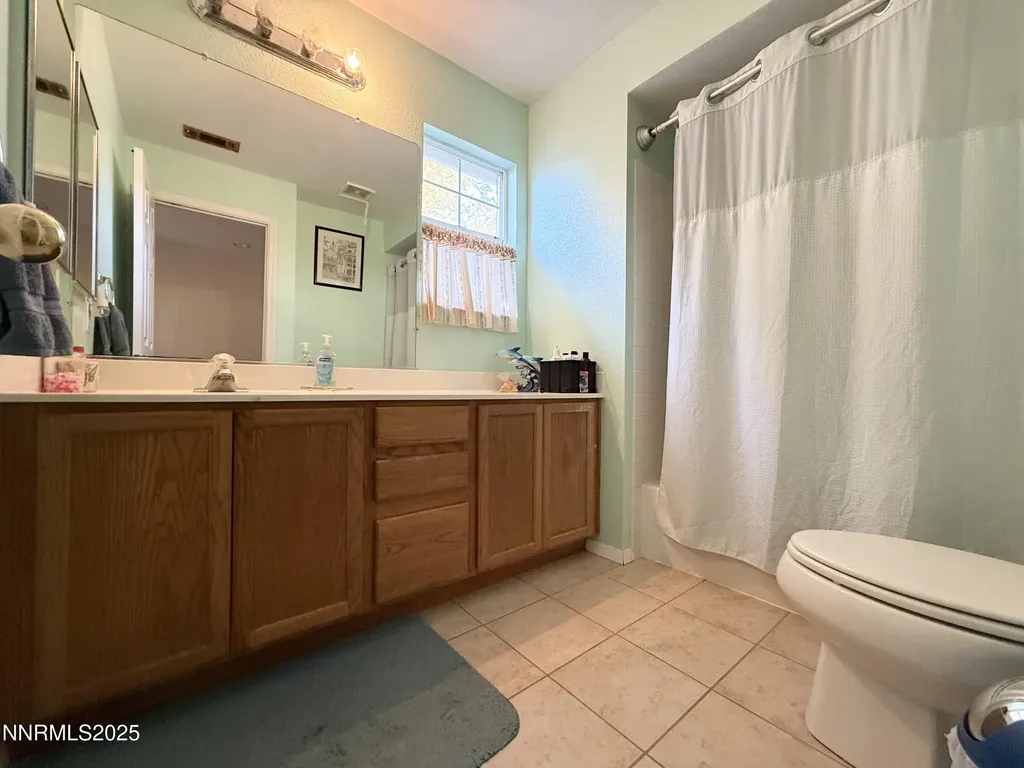 1208 Bodega Sparks NV 89436