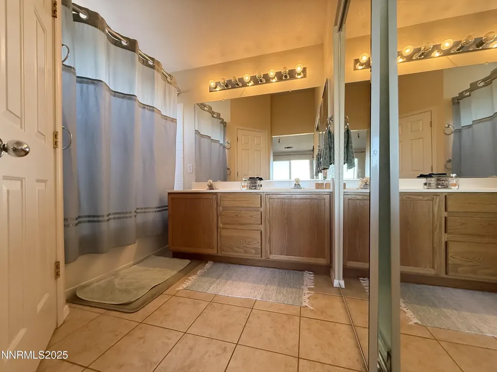1208 Bodega Sparks NV 89436