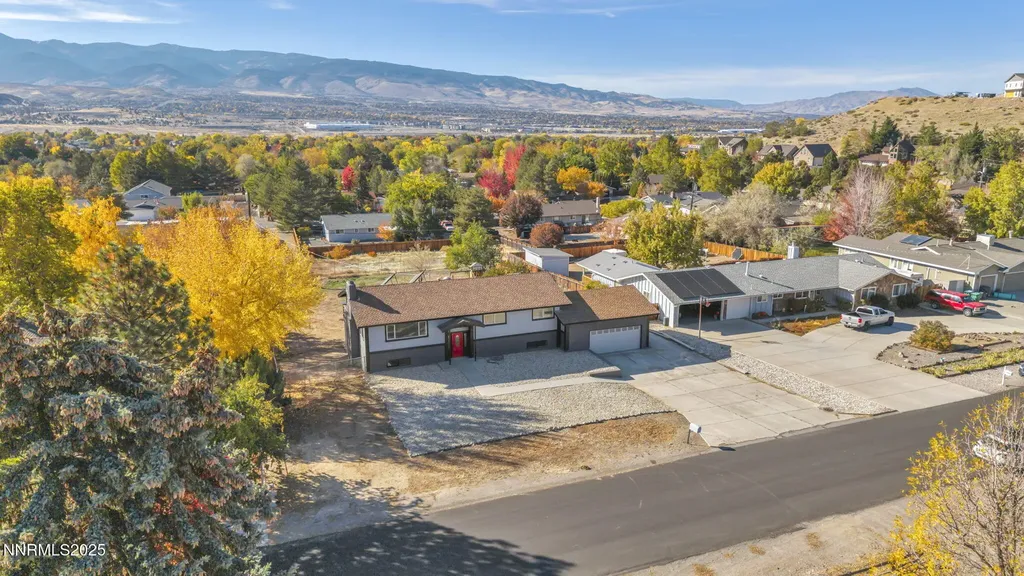 14595 Chamy Reno NV 89521
