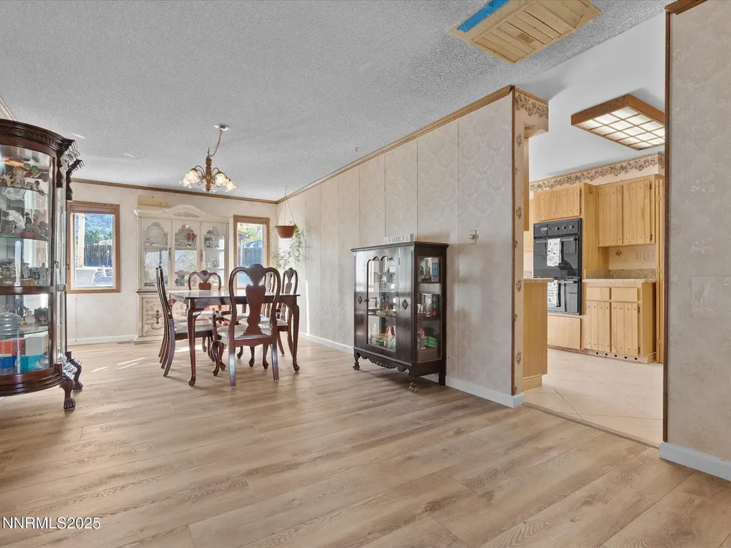 13840 Chamy Reno NV 89521