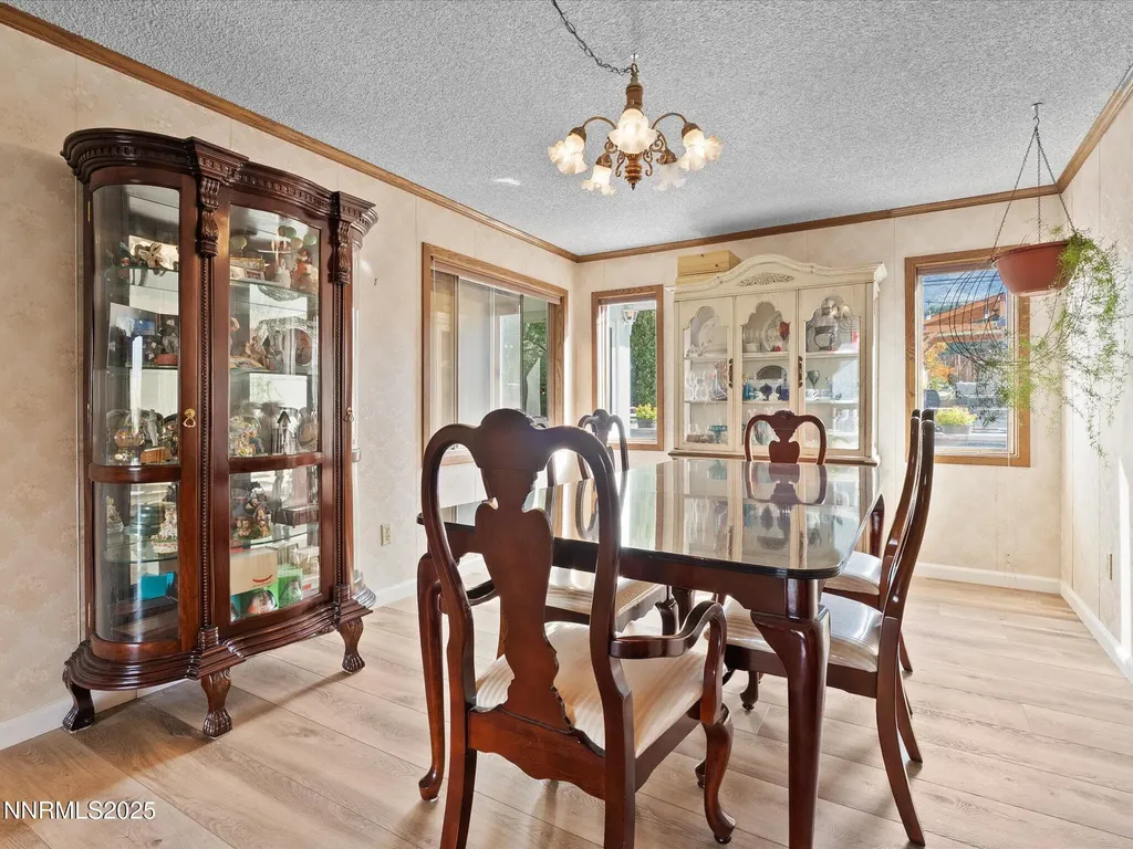 13840 Chamy Reno NV 89521