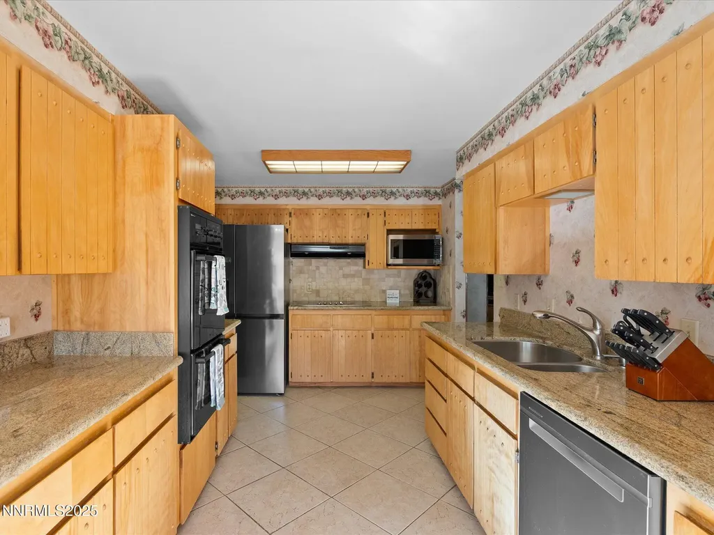 13840 Chamy Reno NV 89521