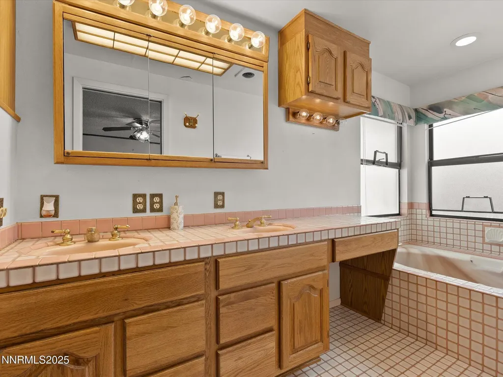13840 Chamy Reno NV 89521