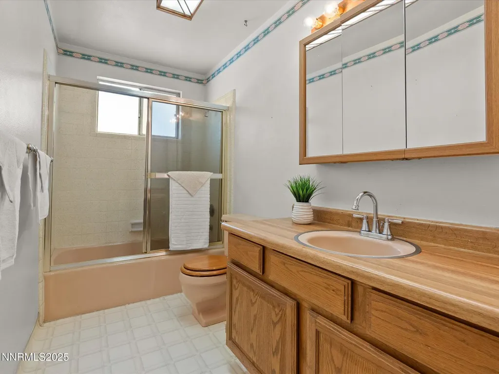 13840 Chamy Reno NV 89521