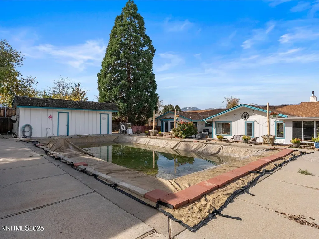 13840 Chamy Reno NV 89521
