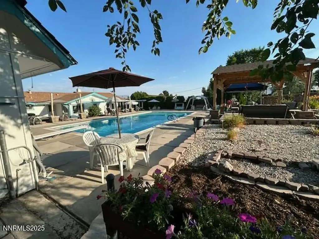 13840 Chamy Reno NV 89521