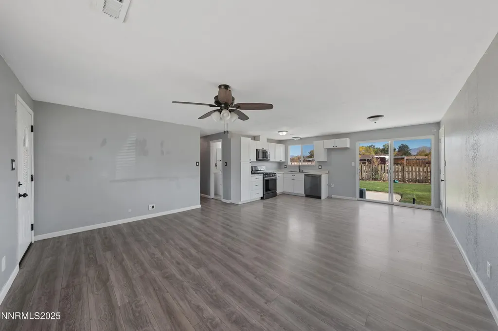 889 Tillman Gardnerville NV 89460