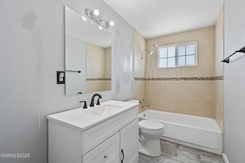 889 Tillman Gardnerville NV 89460