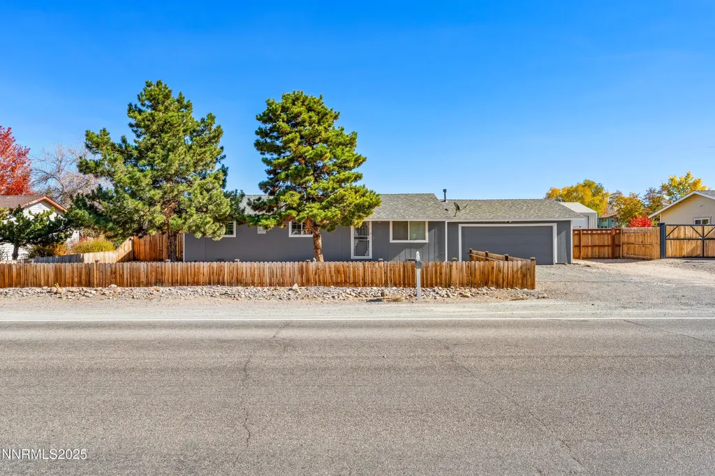 889 Tillman Gardnerville NV 89460