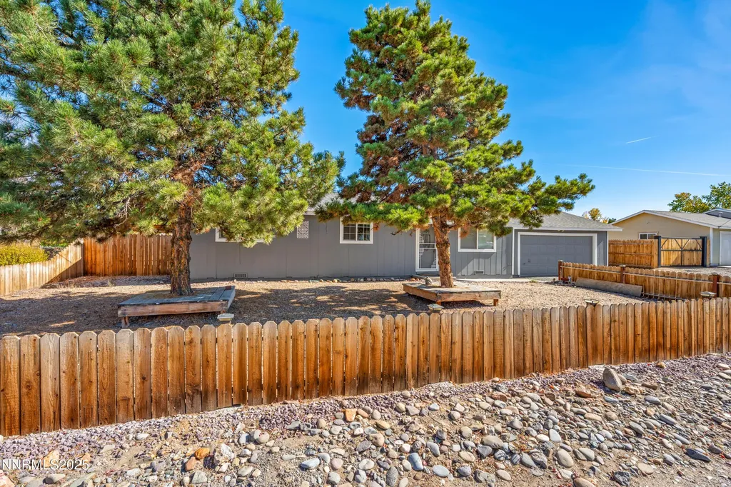 889 Tillman Gardnerville NV 89460