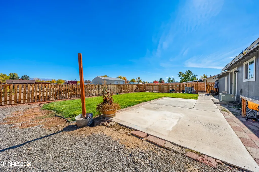 889 Tillman Gardnerville NV 89460