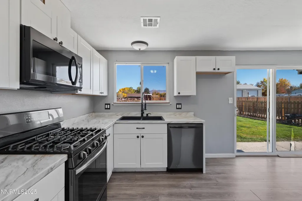 889 Tillman Gardnerville NV 89460