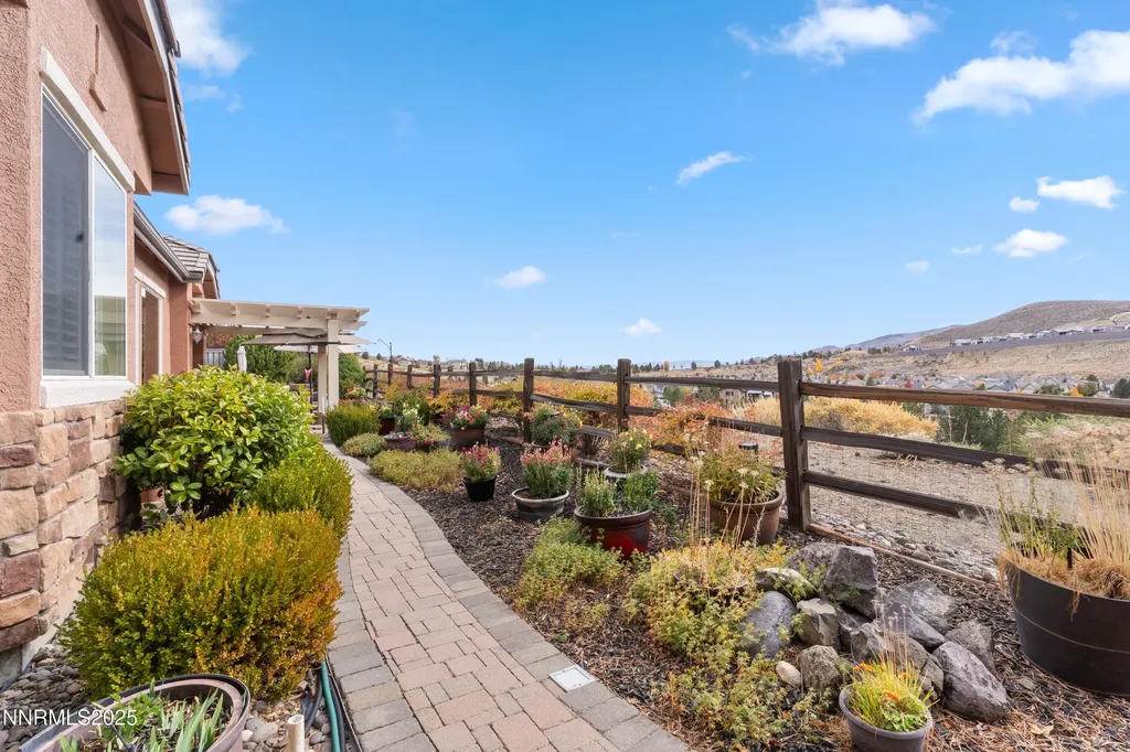 7760 Harvest Hill Reno NV 89523