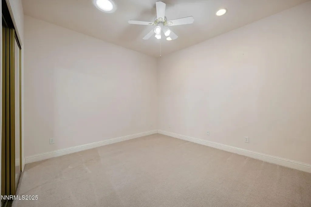 2248 Oak Ridge Carson City NV 89703